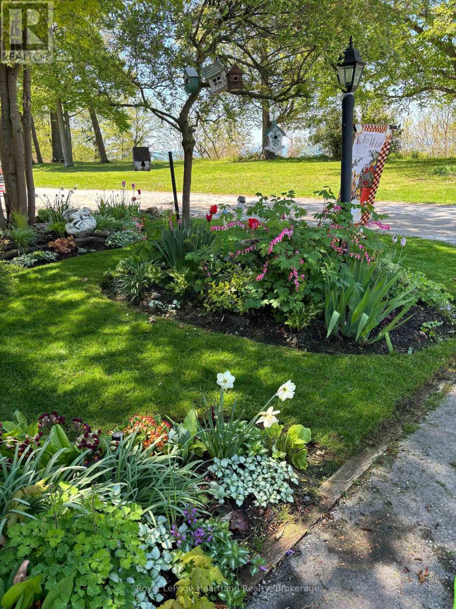 12 Iroquois Lane, Ashfield-Colborne-Wawanosh, Ontario  N7A 3Y2 - Photo 34 - X12919614
