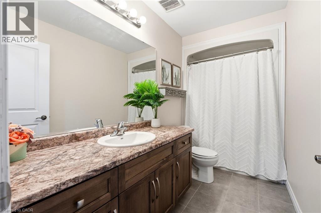 86 Fairgrounds Drive, Binbrook, Ontario  L0R 1C0 - Photo 24 - 40814838
