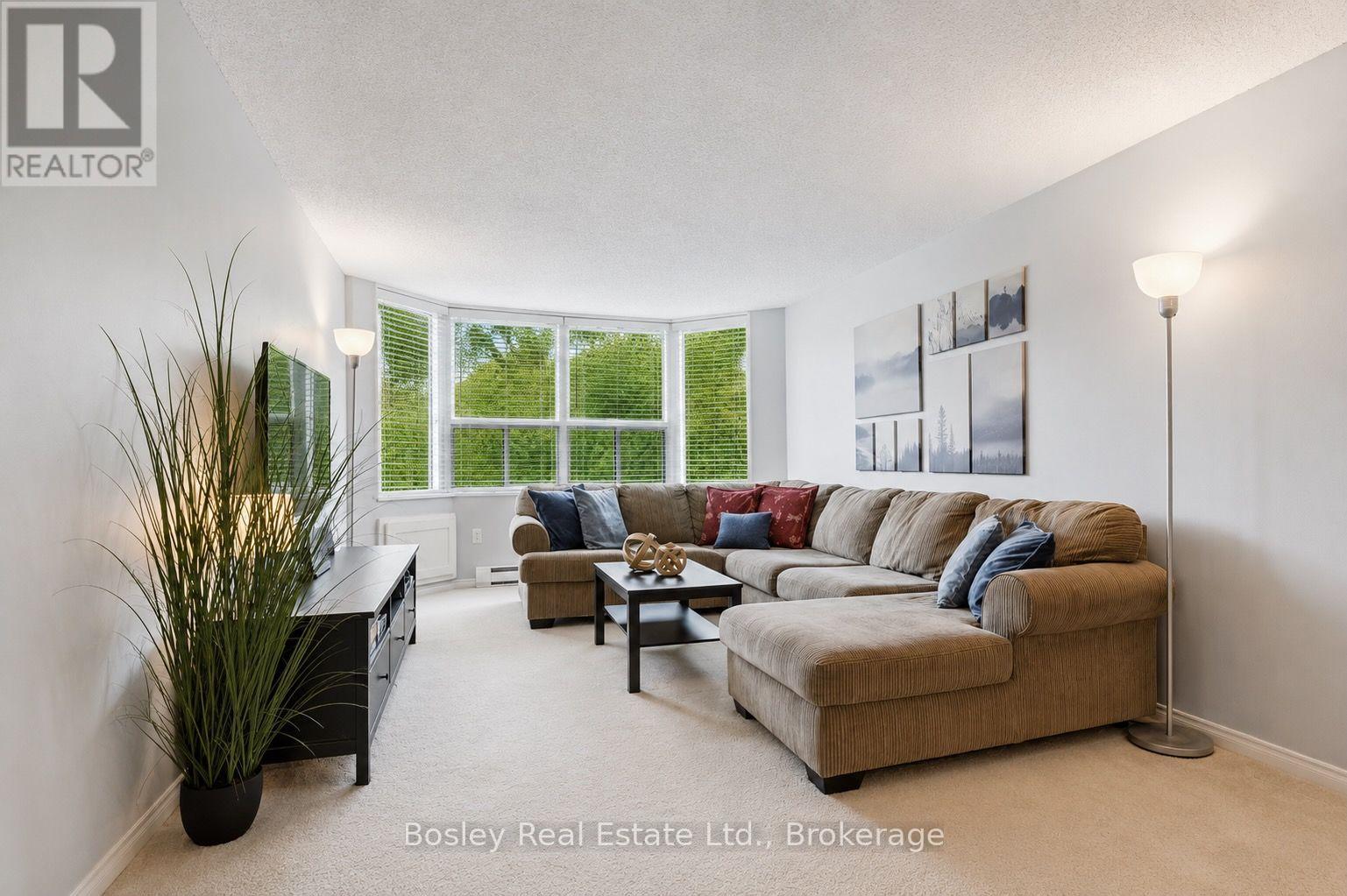 815 - 55 Green Valley Drive, Kitchener, Ontario  N2P 1Z6 - Photo 4 - X12920500