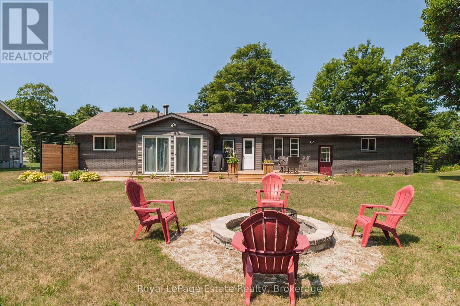 90 Carson Lake Crescent, South Bruce Peninsula, Ontario  N0H 2G0 - Photo 47 - X12921006