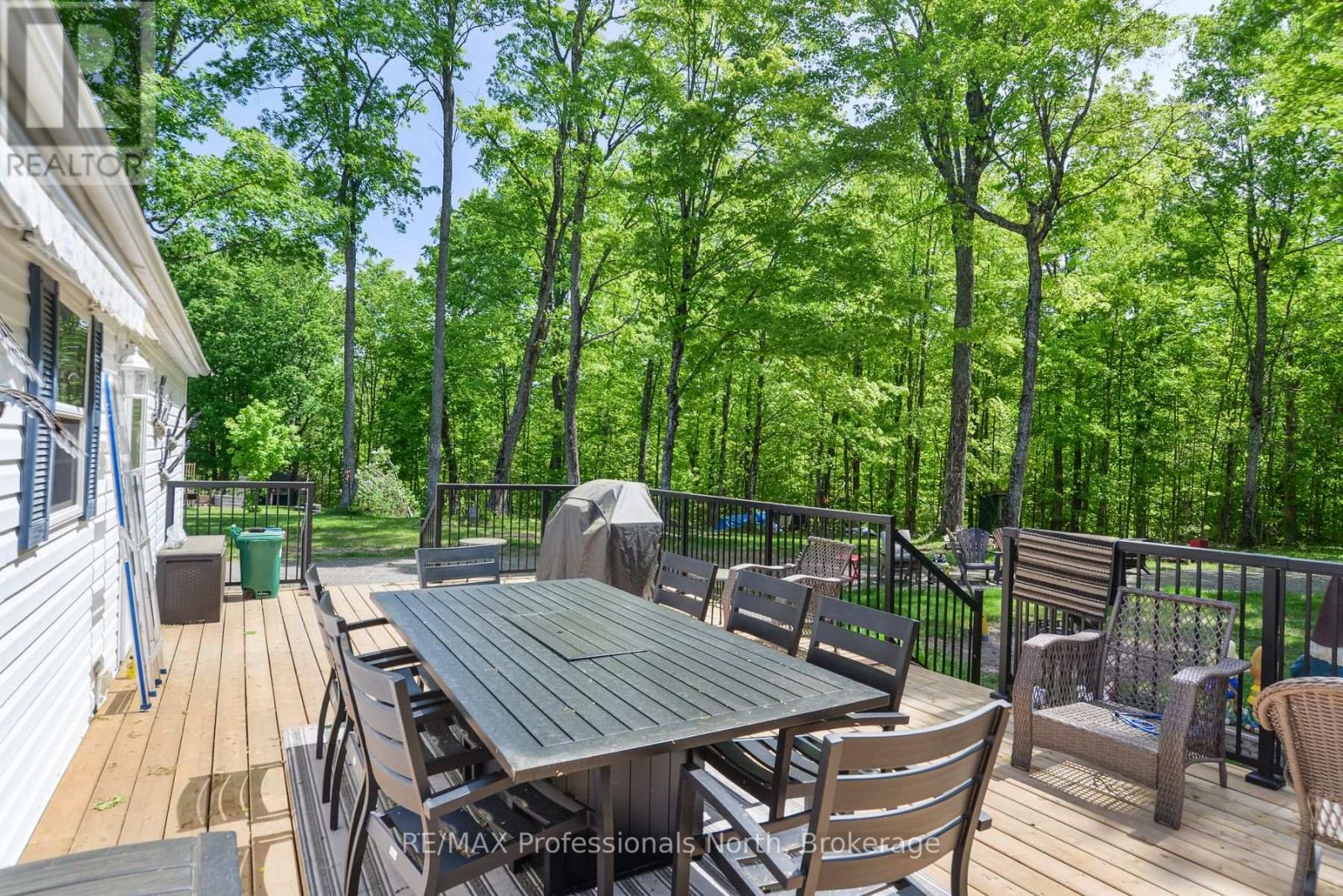 1874 Highway 118 E, Bracebridge, Ontario  P1L 1X1 - Photo 15 - X12922072