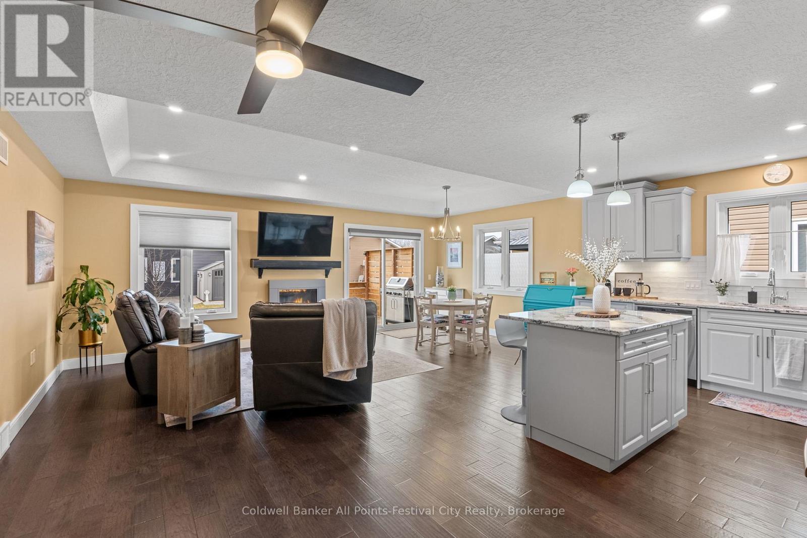 44 Huron Heights Drive, Ashfield-Colborne-Wawanosh, Ontario  N7A 0B2 - Photo 15 - X12922876