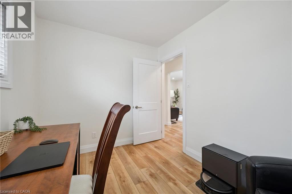699 Frederick Street, Kitchener, Ontario  N2B 2B3 - Photo 20 - 40815071