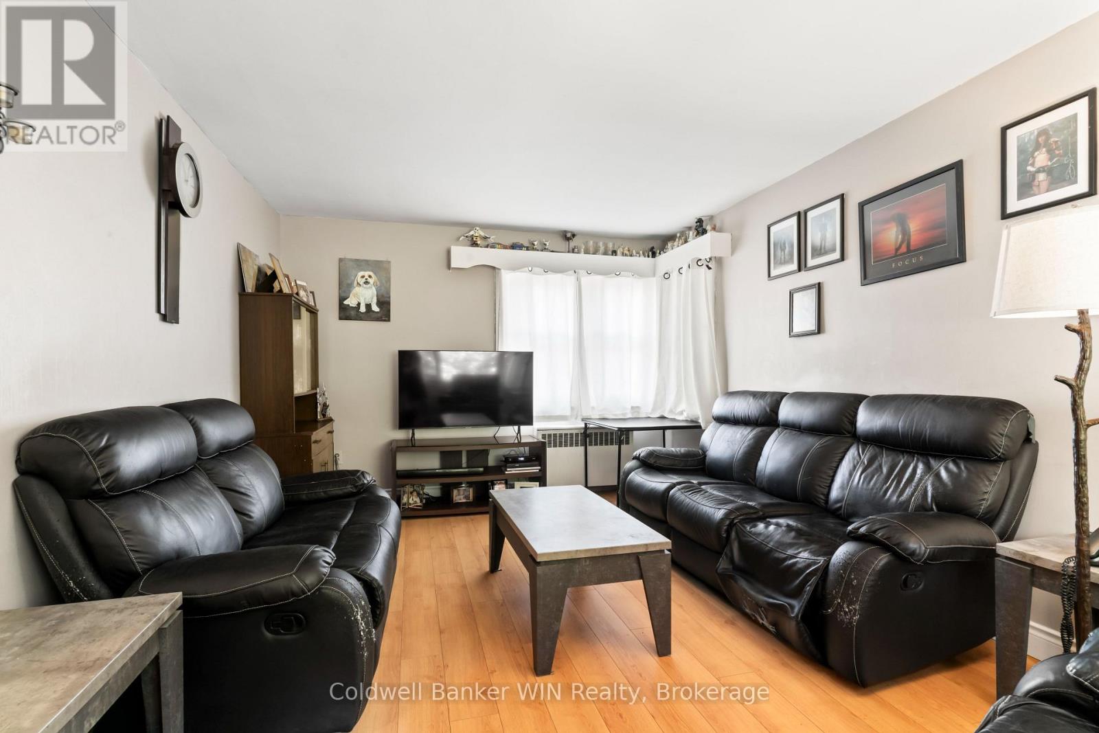 121 Queen Street W, Wellington North, Ontario  N0G 2L1 - Photo 10 - X12923454