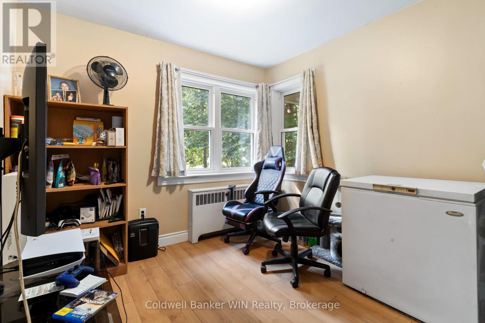121 Queen Street W, Wellington North, Ontario  N0G 2L1 - Photo 7 - X12923454