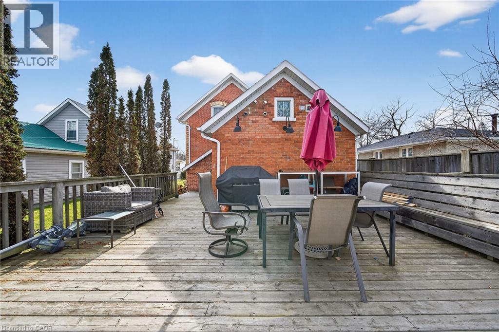 40 St Andrew Street, Port Dover, Ontario  N0A 1N0 - Photo 4 - 40815217