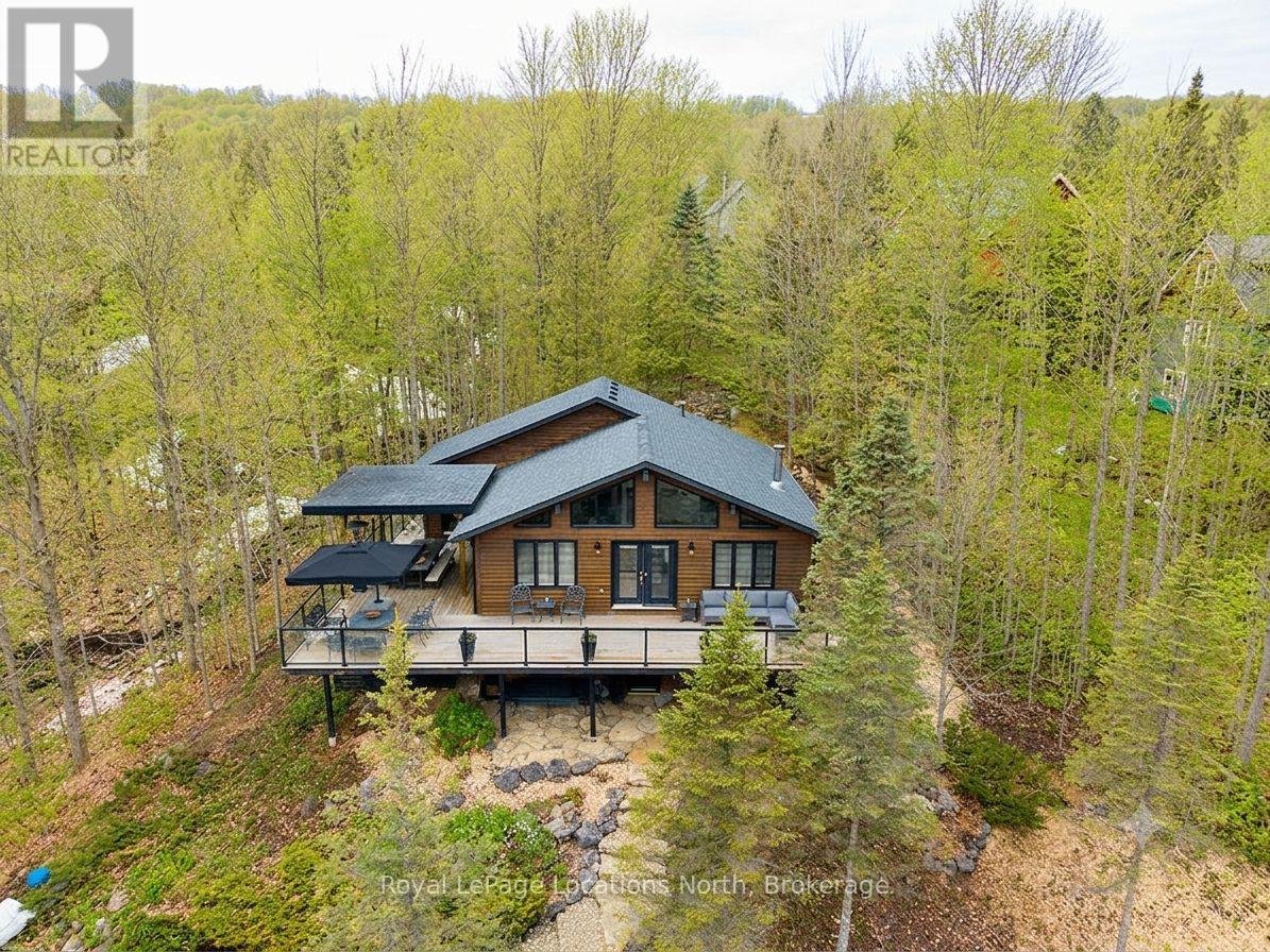 112 Amik Court, Grey Highlands, Ontario  N0C 1G0 - Photo 3 - X12925260
