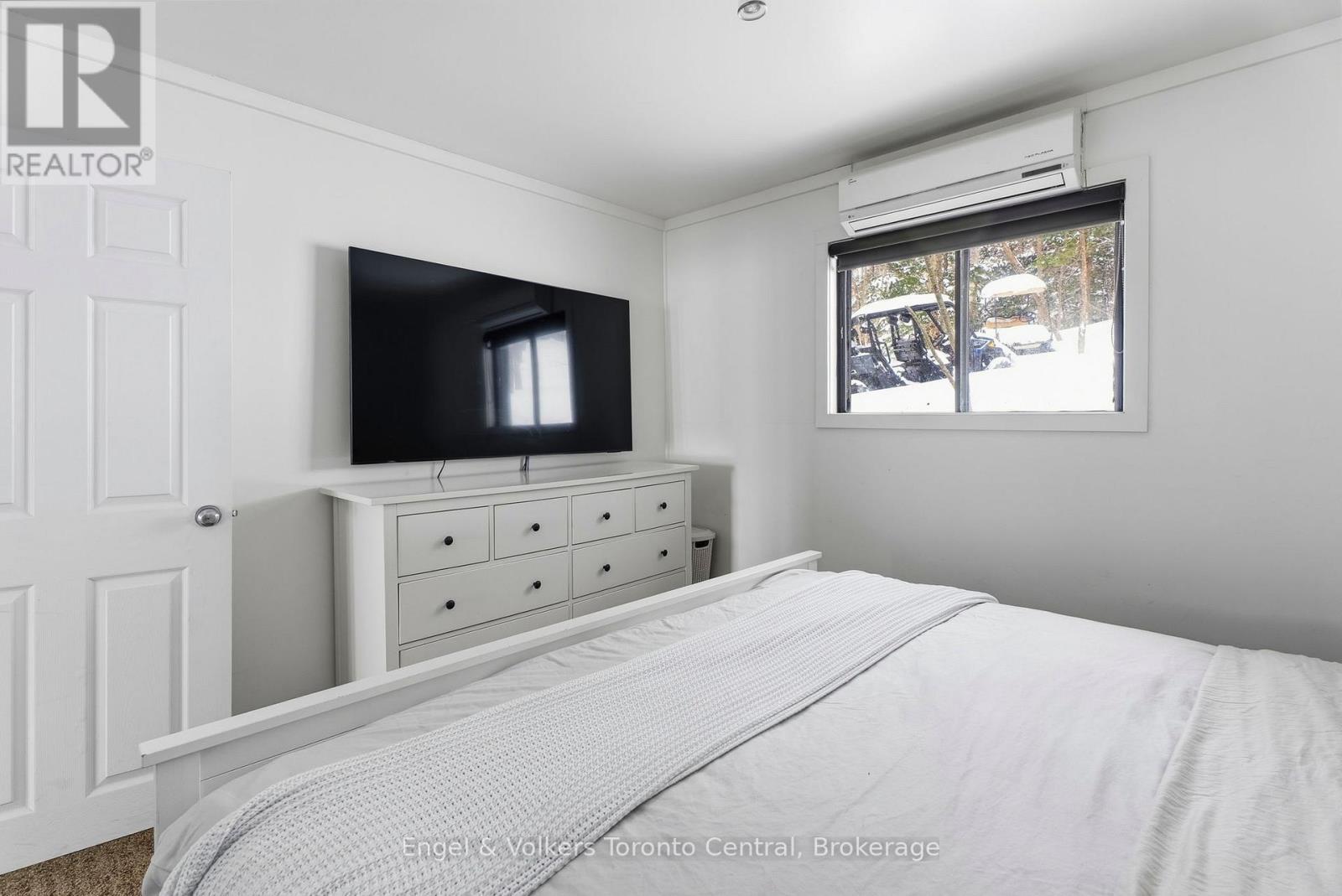 1246 Purdy Road, Muskoka Lakes, Ontario  P0B 1M0 - Photo 14 - X12925292