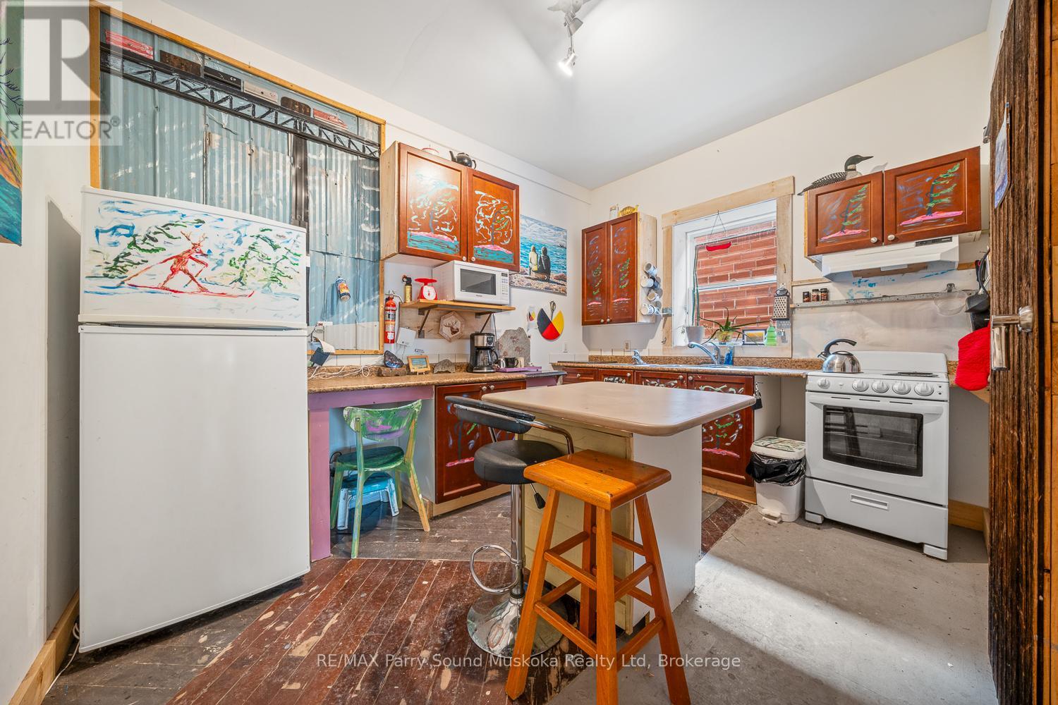 47 Gibson Street, Parry Sound, Ontario  P2A 1X1 - Photo 14 - X12925560