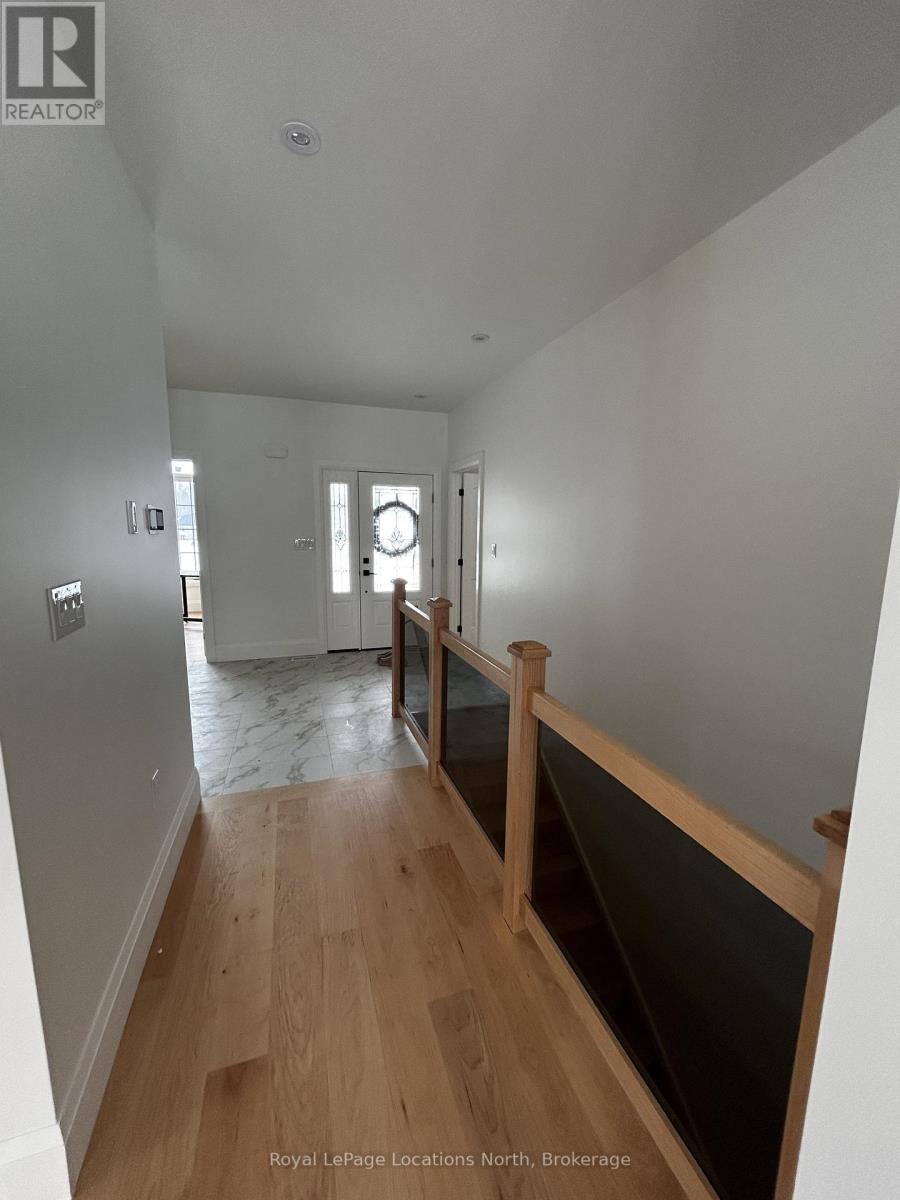 27 - 16 Hilton Lane, Meaford, Ontario  N4L 1L8 - Photo 2 - X12925826