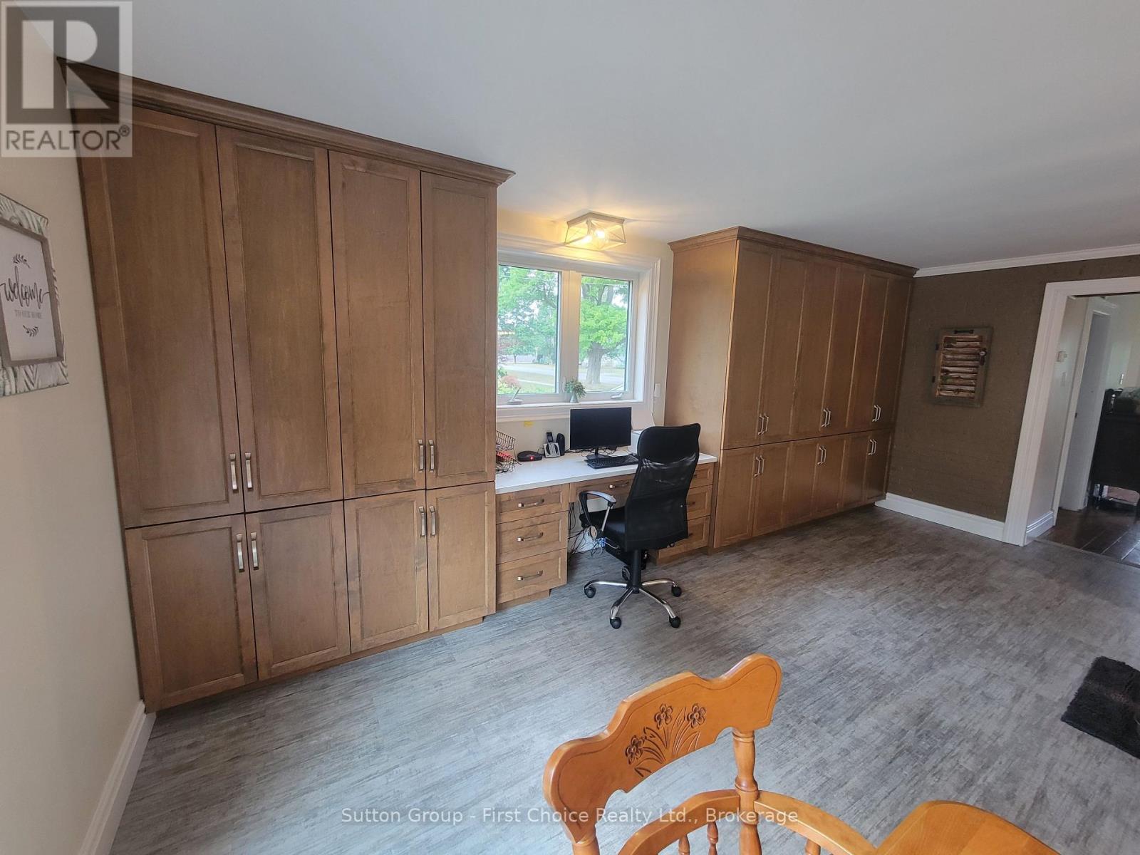 30 King Street N, South Huron, Ontario  N0M 1M0 - Photo 12 - X12926280