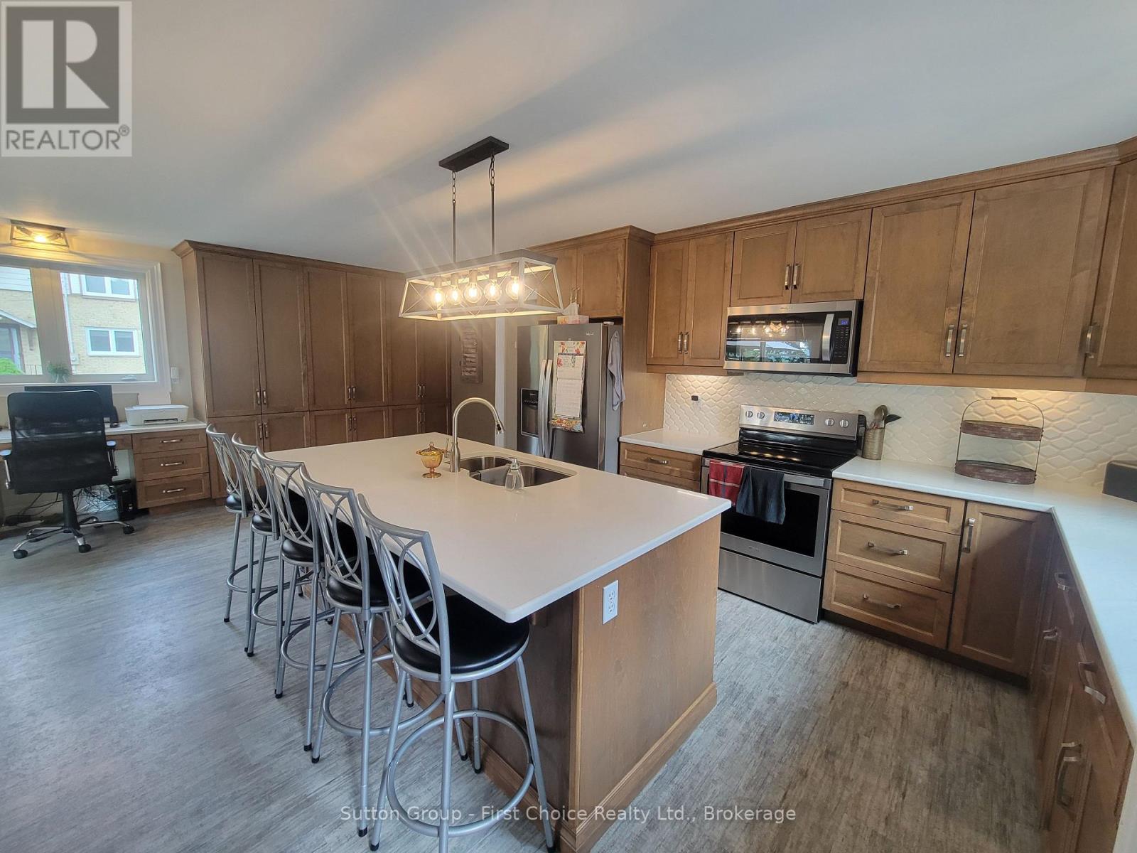 30 King Street N, South Huron, Ontario  N0M 1M0 - Photo 14 - X12926280