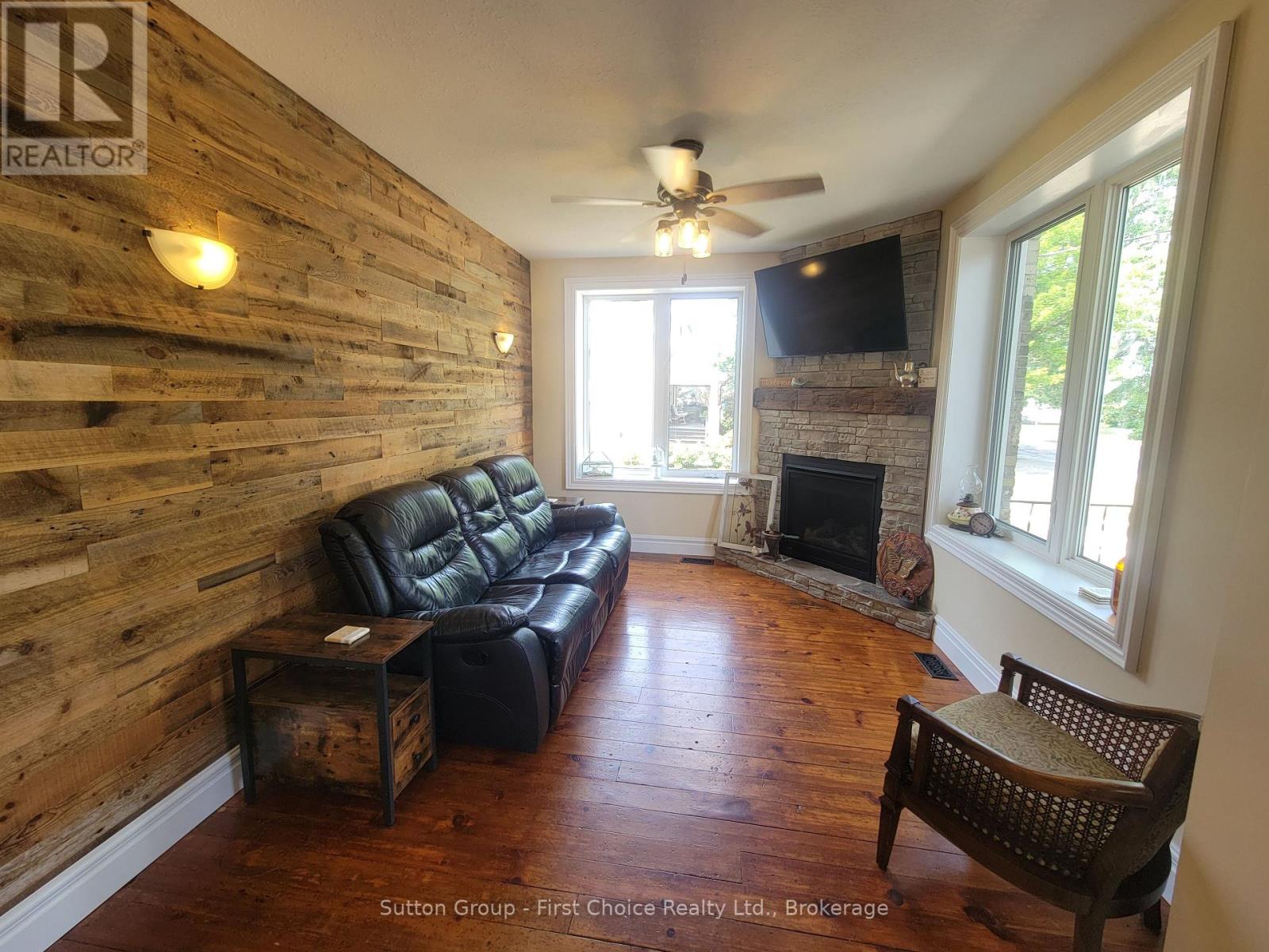 30 King Street N, South Huron, Ontario  N0M 1M0 - Photo 21 - X12926280