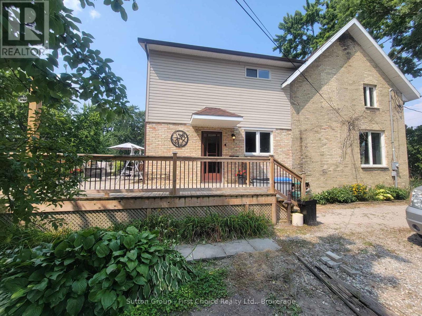 30 King Street N, South Huron, Ontario  N0M 1M0 - Photo 3 - X12926280