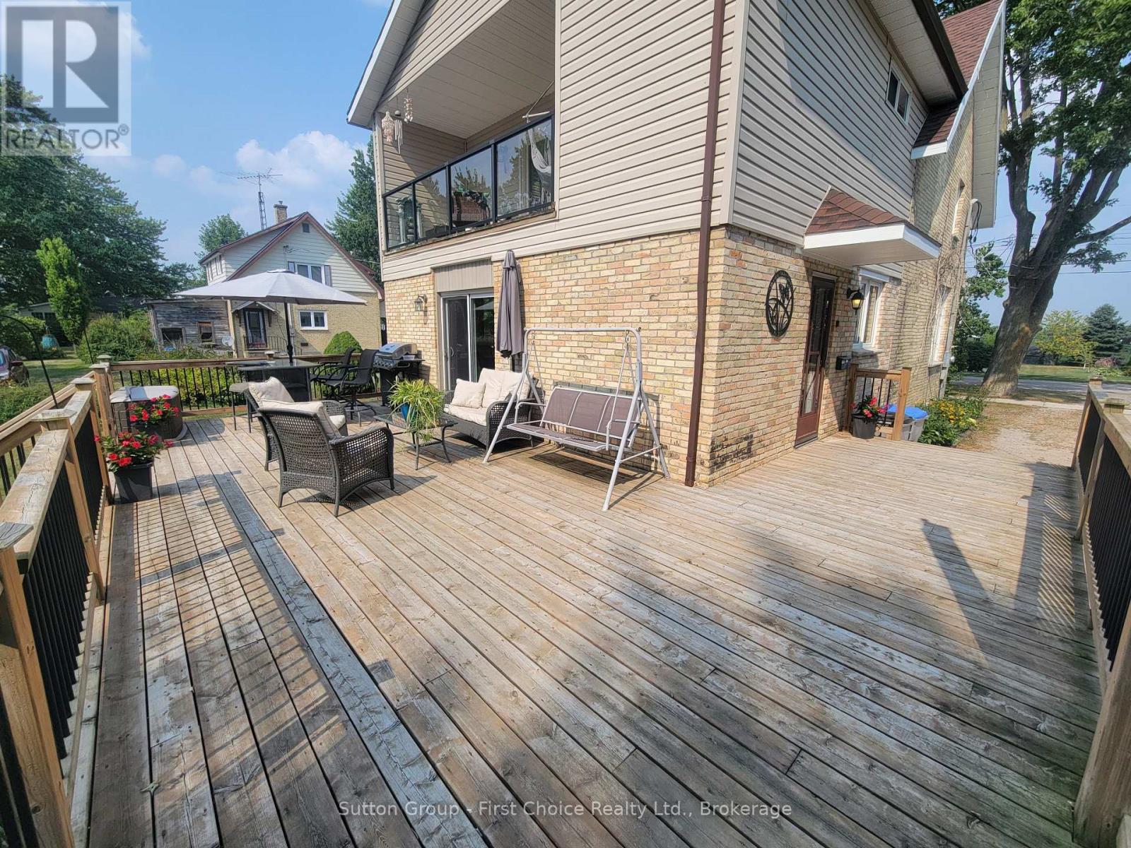 30 King Street N, South Huron, Ontario  N0M 1M0 - Photo 44 - X12926280