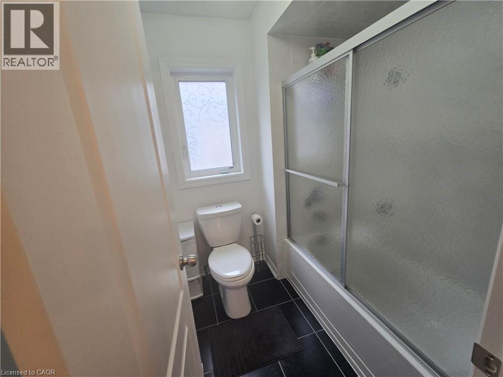 175 Gold Park Gate, Angus, Ontario  L3W 0B4 - Photo 23 - 40815546