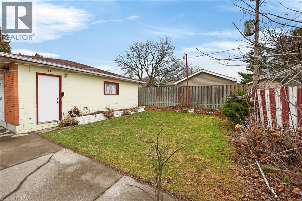 21 Bluebird Avenue, Hamilton, Ontario  L9A 3W4 - Photo 46 - 40815032