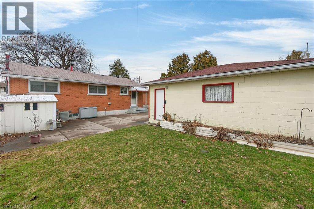 21 Bluebird Avenue, Hamilton, Ontario  L9A 3W4 - Photo 47 - 40815032