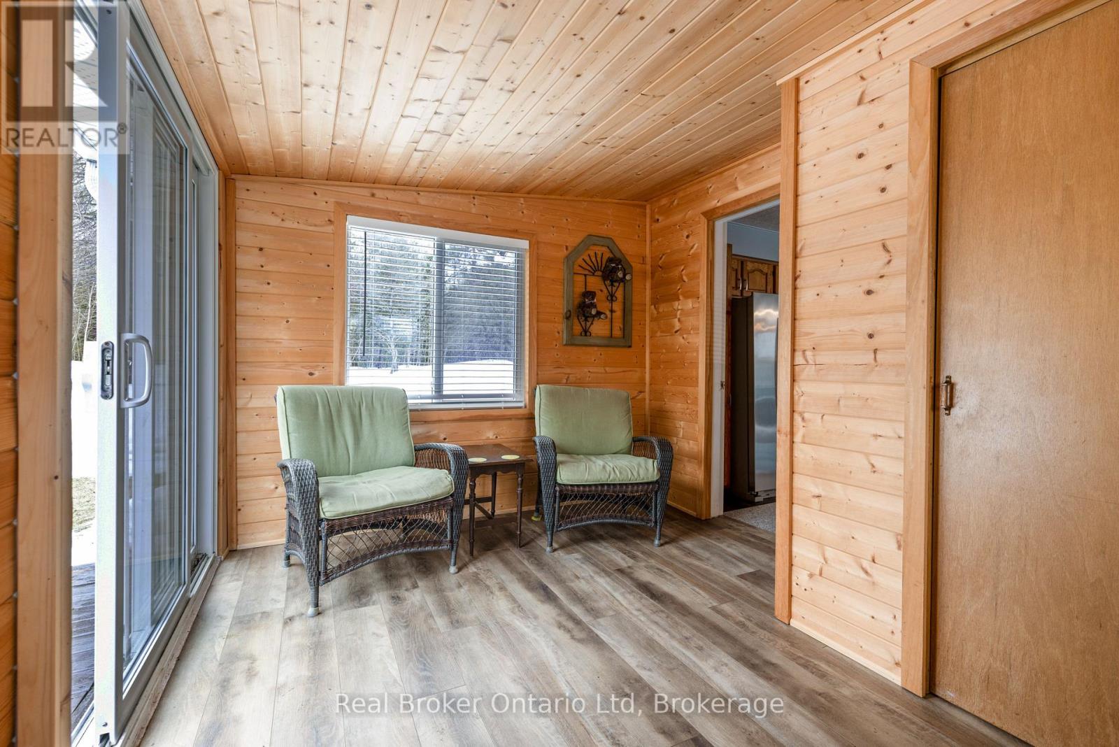 16 Twin River Drive N, South Bruce Peninsula, Ontario  N0H 2T0 - Photo 21 - X12927748