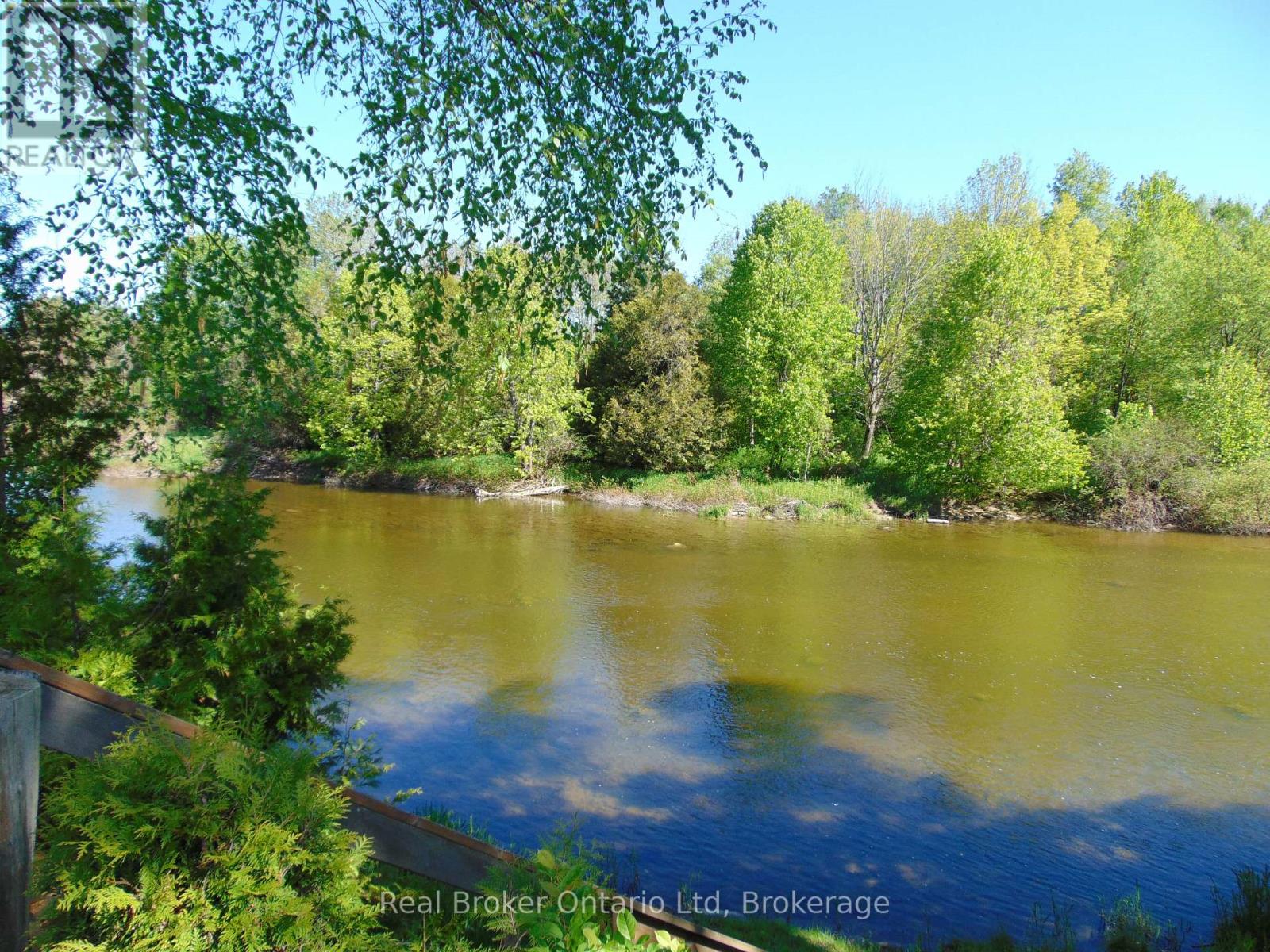 16 Twin River Drive N, South Bruce Peninsula, Ontario  N0H 2T0 - Photo 24 - X12927748
