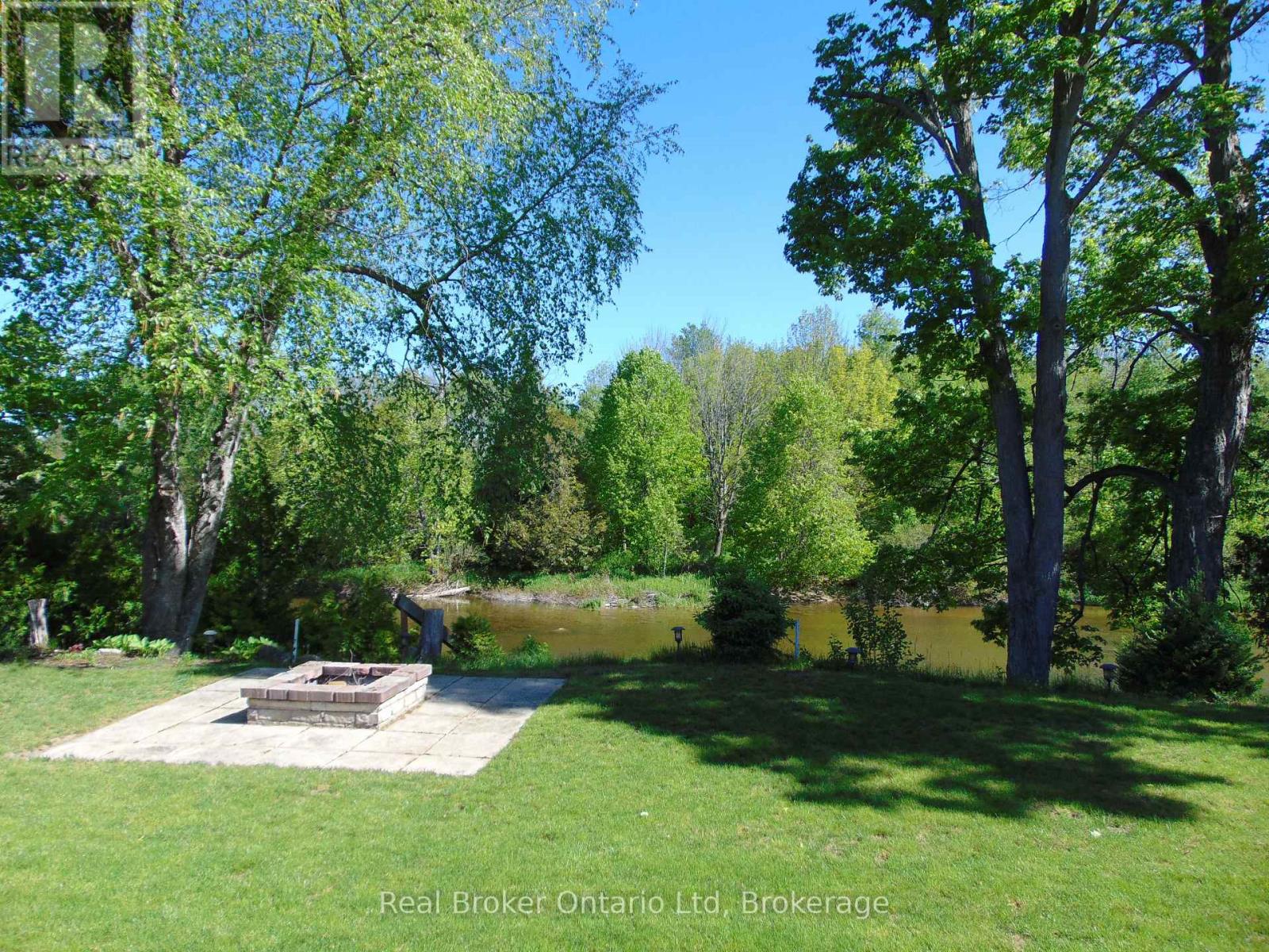 16 Twin River Drive N, South Bruce Peninsula, Ontario  N0H 2T0 - Photo 26 - X12927748