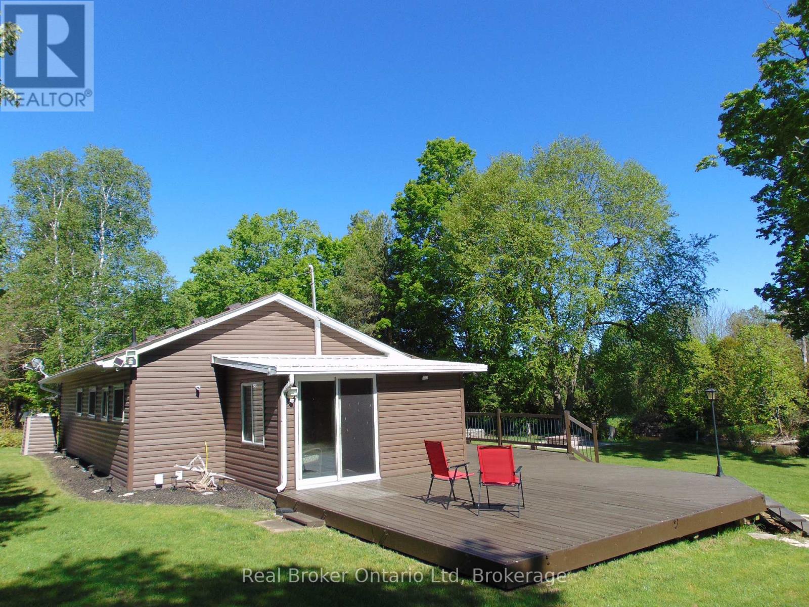 16 Twin River Drive N, South Bruce Peninsula, Ontario  N0H 2T0 - Photo 29 - X12927748