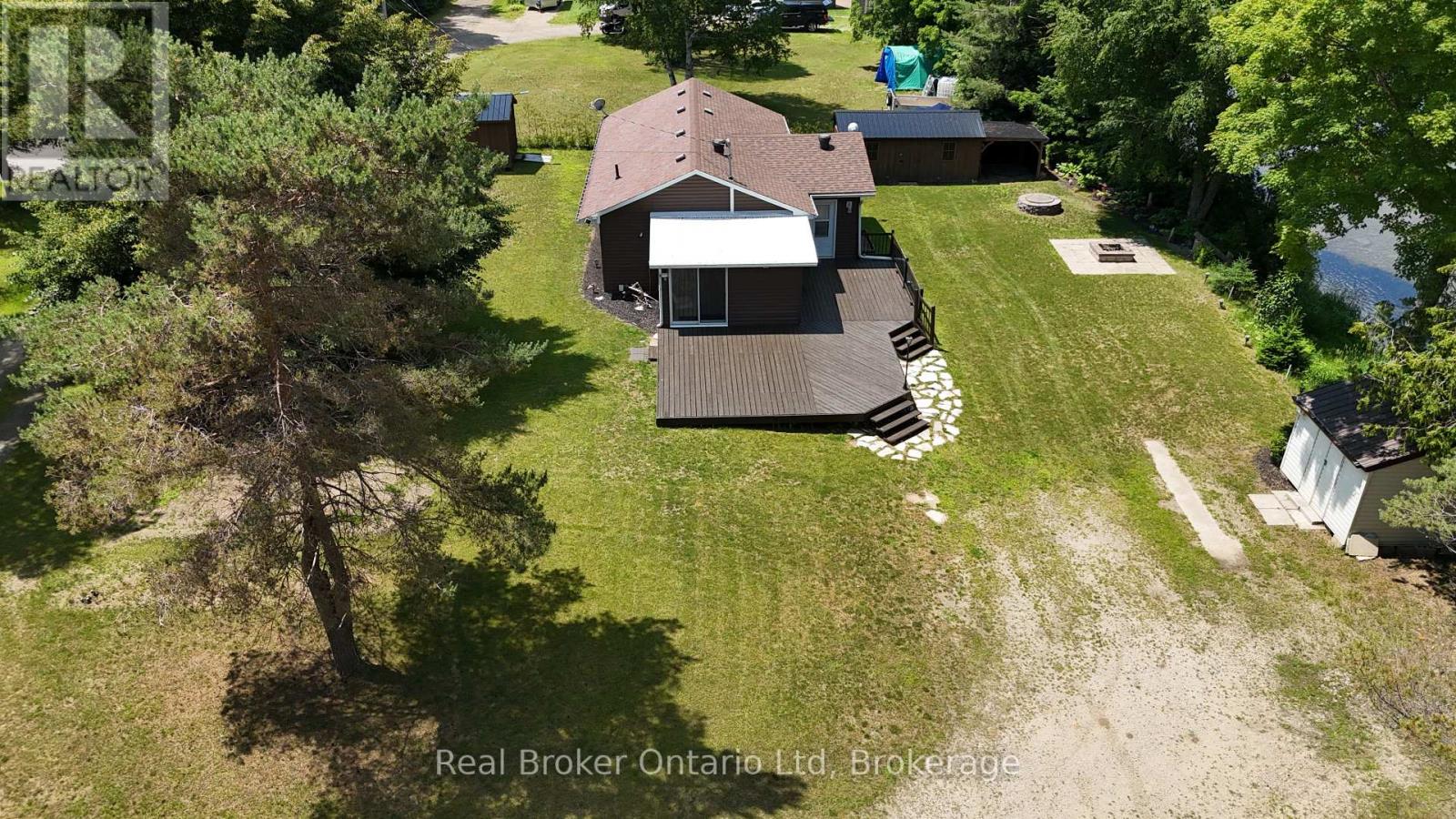 16 Twin River Drive N, South Bruce Peninsula, Ontario  N0H 2T0 - Photo 34 - X12927748