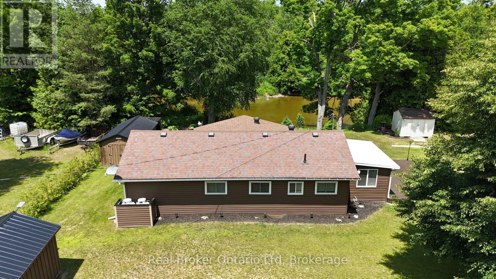16 Twin River Drive N, South Bruce Peninsula, Ontario  N0H 2T0 - Photo 41 - X12927748