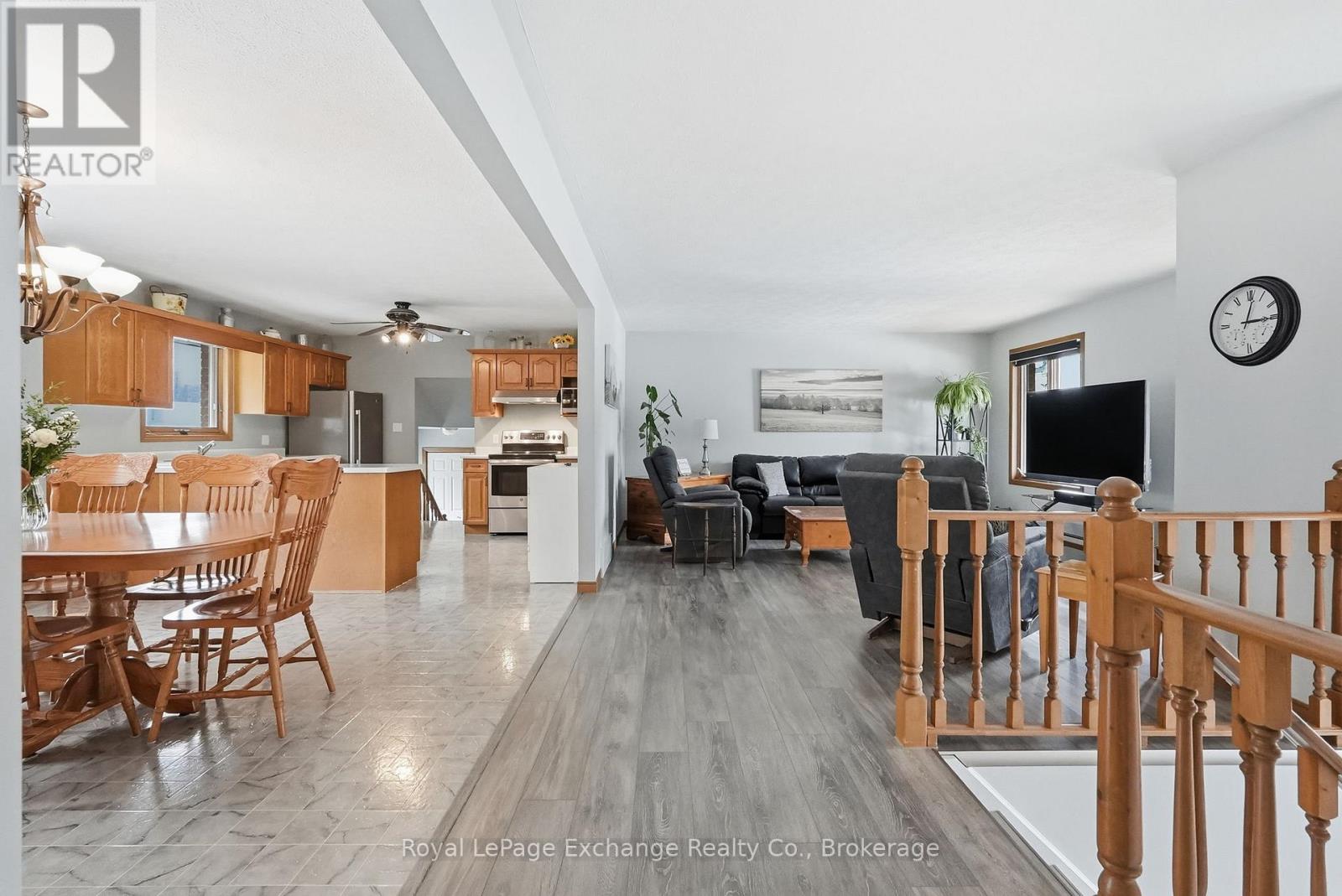 393460 2 Concession, West Grey, Ontario  N0G 1R0 - Photo 10 - X12927802