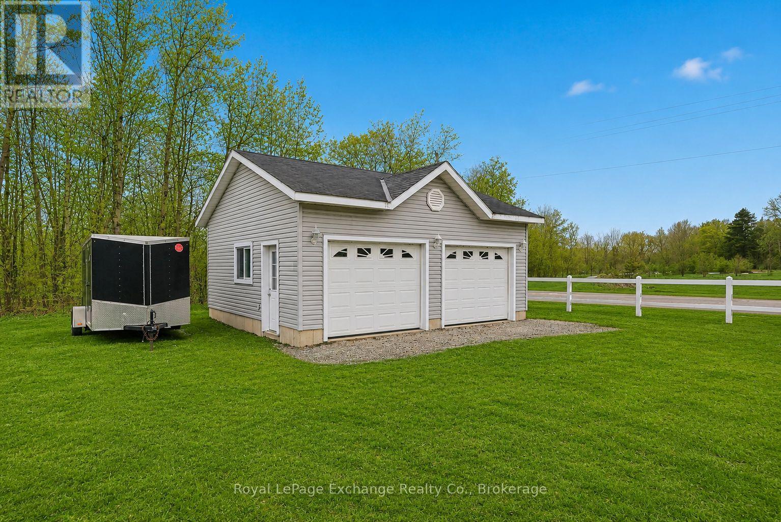 393460 2 Concession, West Grey, Ontario  N0G 1R0 - Photo 4 - X12927802