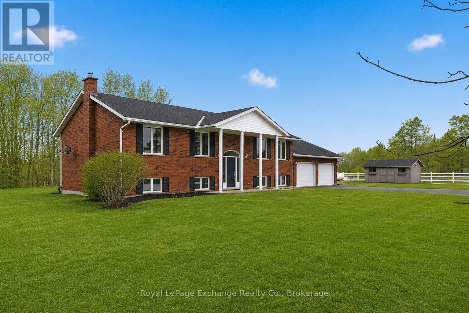 393460 2 Concession, West Grey, Ontario  N0G 1R0 - Photo 6 - X12927802