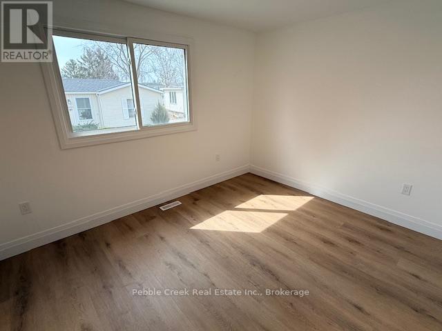 26 Watergate Drive, Ashfield-Colborne-Wawanosh, Ontario  N7A 3Y3 - Photo 21 - X12927816