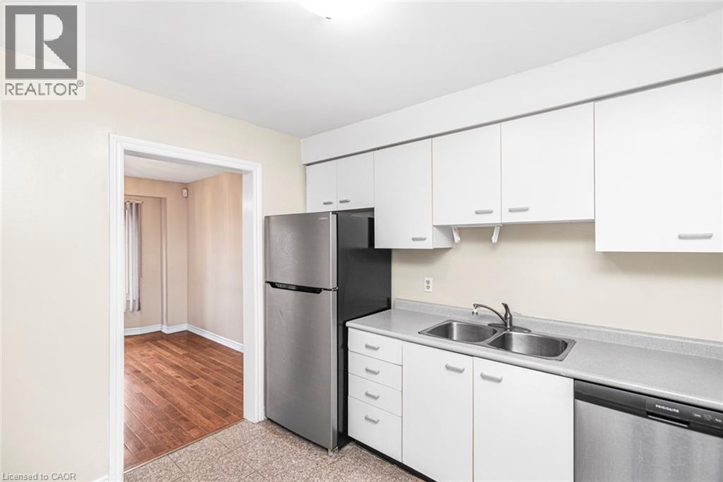 391 Stone Church Road E Unit# 52, Hamilton, Ontario  L9B 2H2 - Photo 16 - 40815601