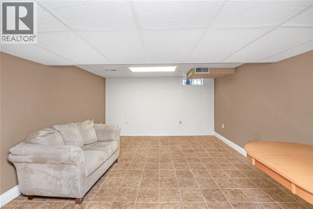 391 Stone Church Road E Unit# 52, Hamilton, Ontario  L9B 2H2 - Photo 37 - 40815601