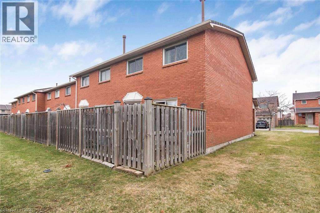 391 Stone Church Road E Unit# 52, Hamilton, Ontario  L9B 2H2 - Photo 45 - 40815601