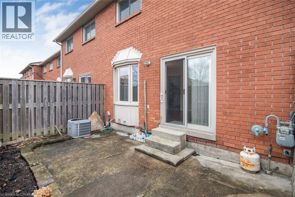 391 Stone Church Road E Unit# 52, Hamilton, Ontario  L9B 2H2 - Photo 46 - 40815601