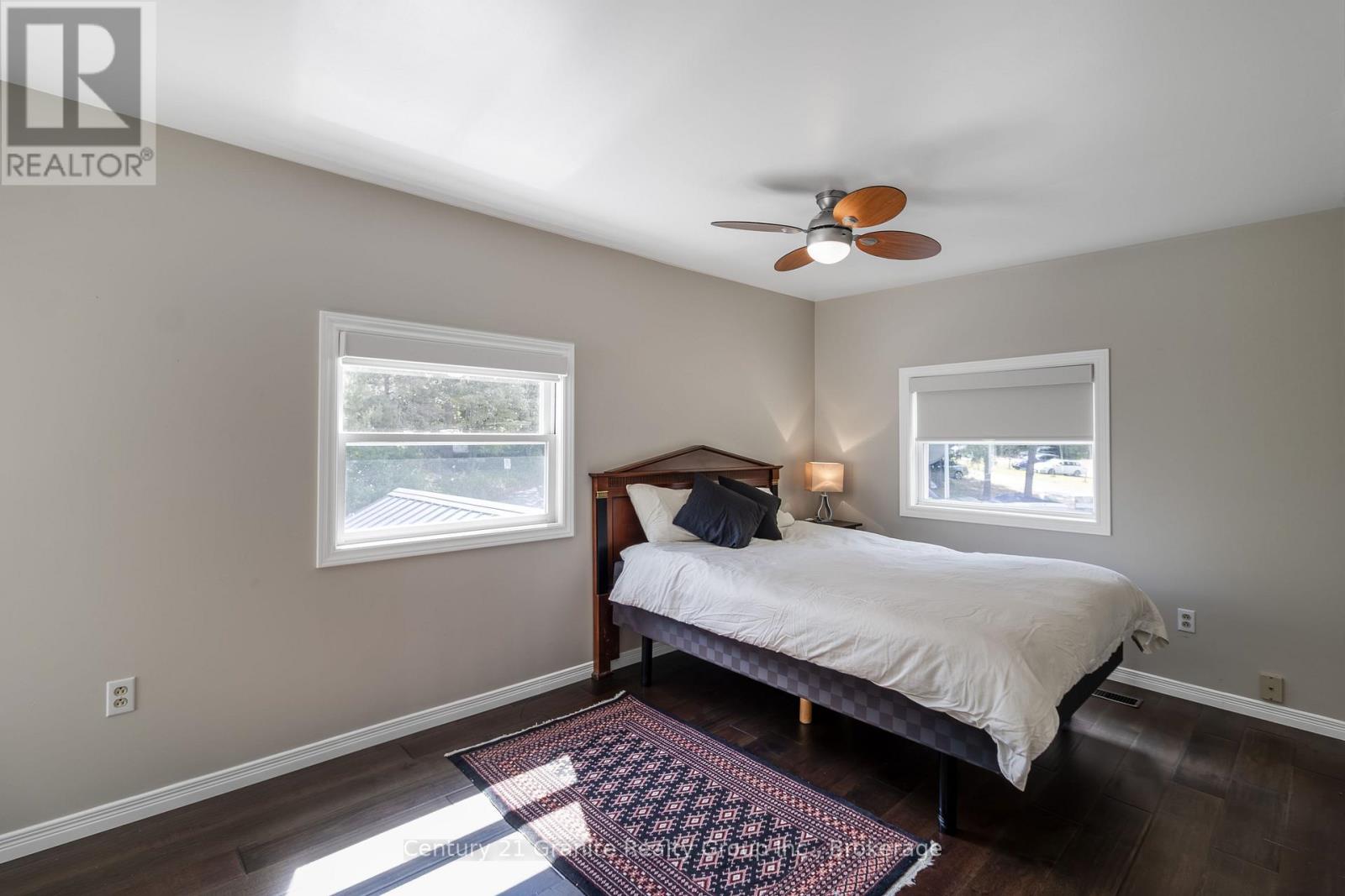 2029 Little Hawk Lake Road, Algonquin Highlands, Ontario  K0M 1S0 - Photo 17 - X12928426