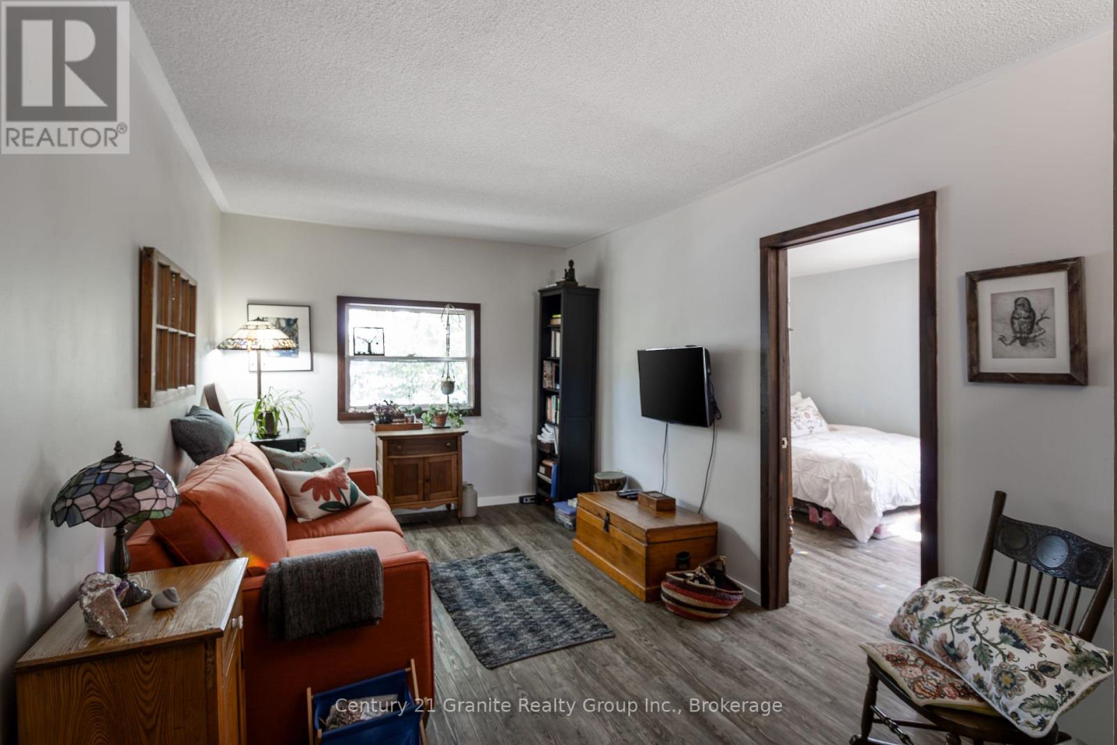 2029 Little Hawk Lake Road, Algonquin Highlands, Ontario  K0M 1S0 - Photo 19 - X12928426