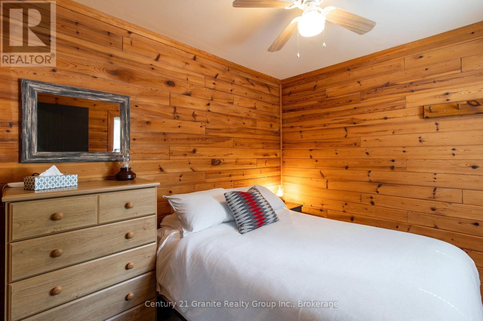 2029 Little Hawk Lake Road, Algonquin Highlands, Ontario  K0M 1S0 - Photo 46 - X12928426
