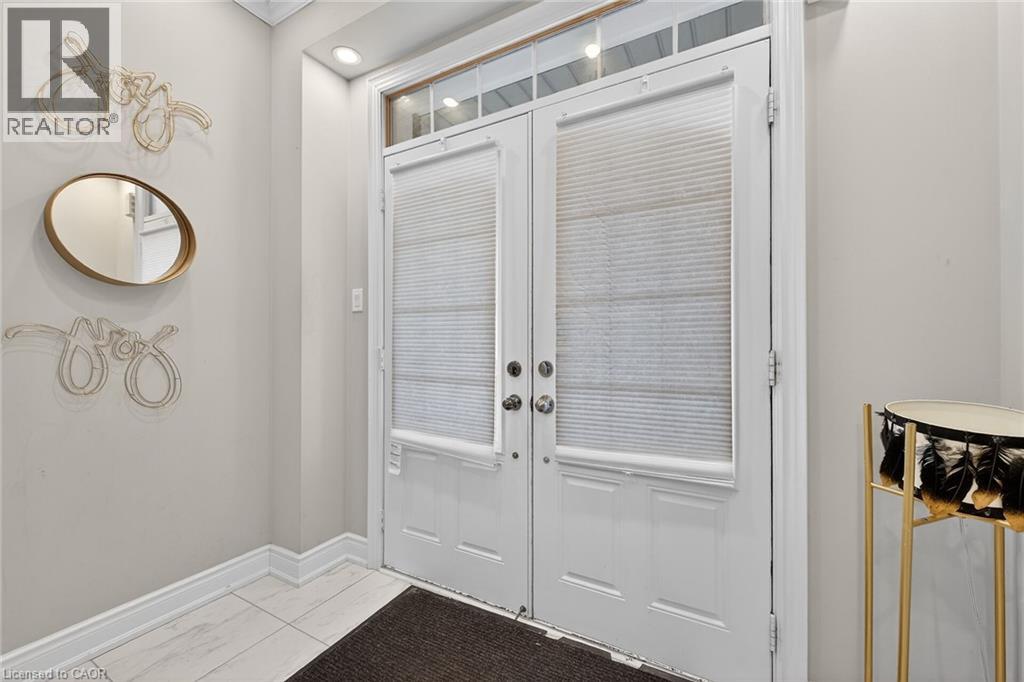 7809 Hackberry Trail E, Niagara Falls, Ontario  L2H 3R5 - Photo 3 - 40815525