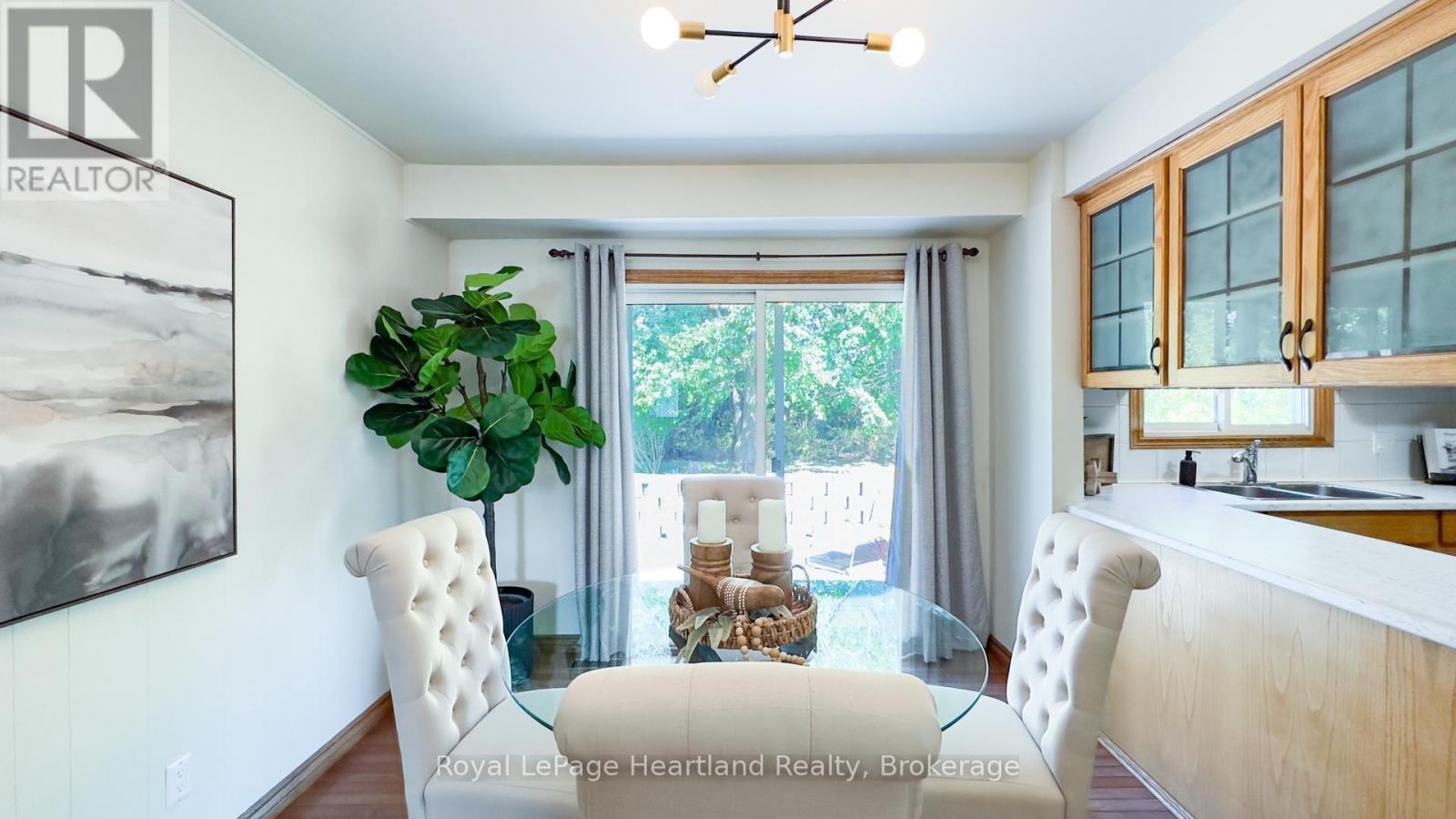 10 Bissett Court, Central Huron, Ontario  N7A 3X8 - Photo 11 - X12929632