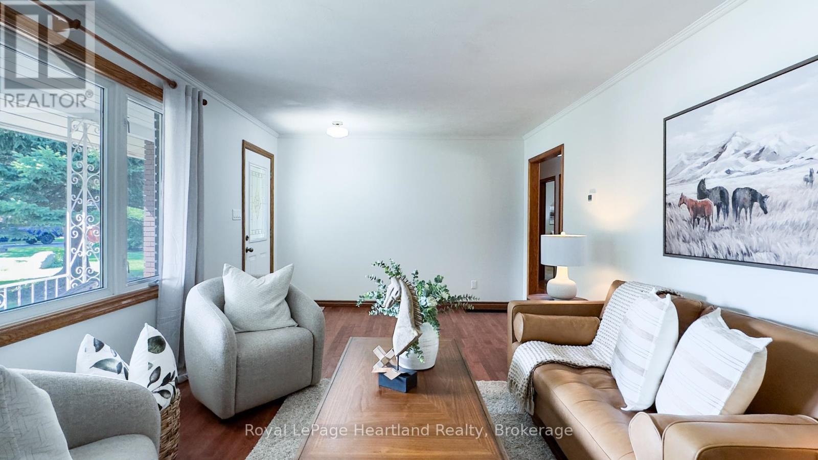 10 Bissett Court, Central Huron, Ontario  N7A 3X8 - Photo 8 - X12929632