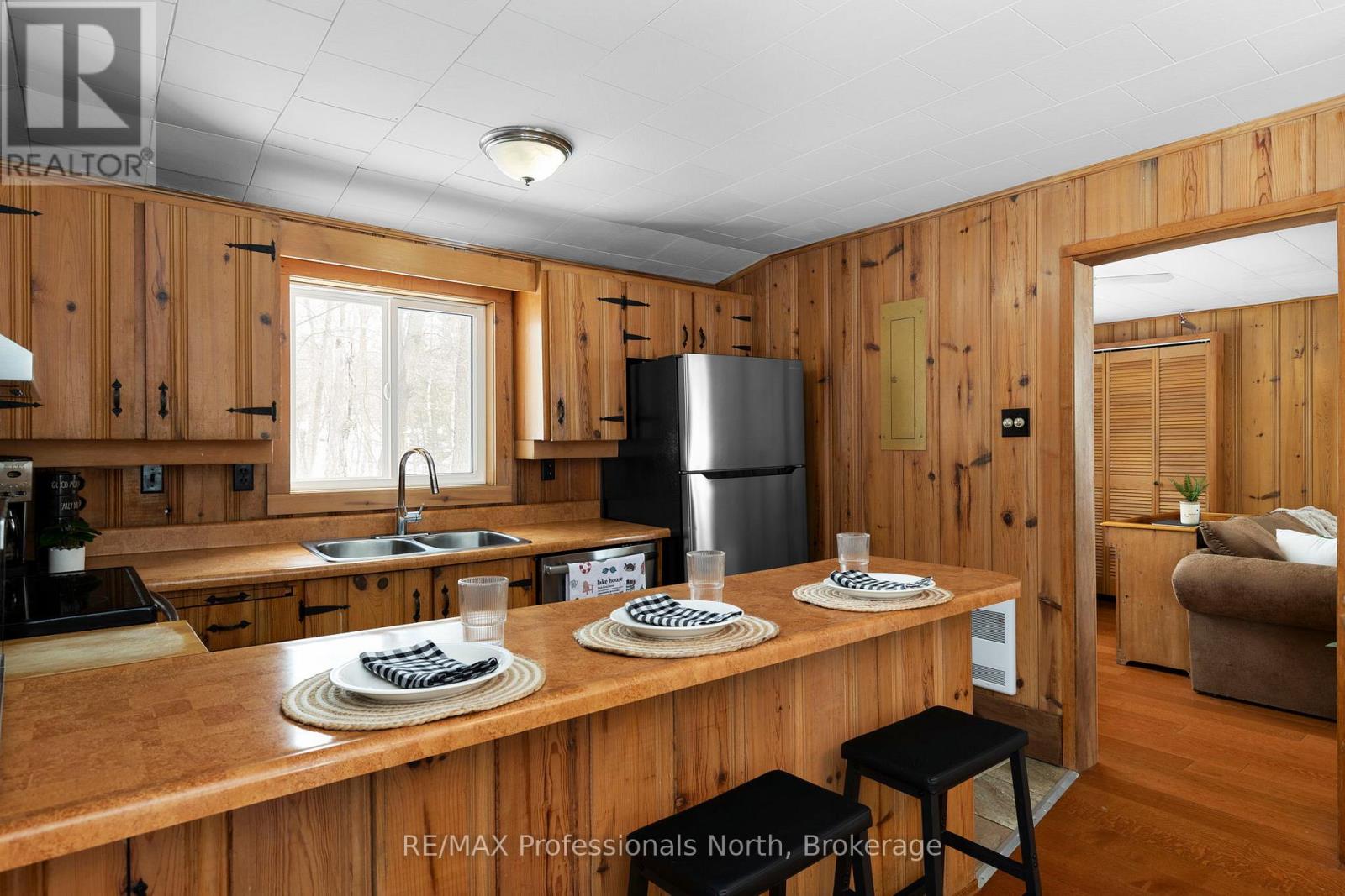 2220 60 Highway, Lake Of Bays, Ontario  P1H 2J6 - Photo 9 - X12929968