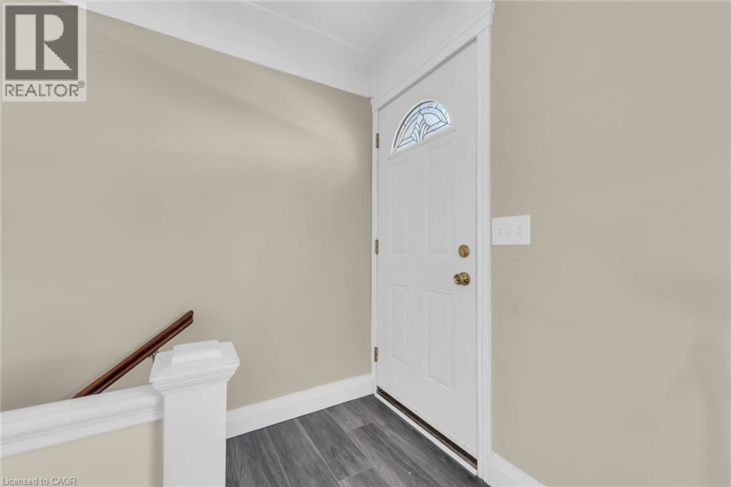 36 Macklin Street N, Hamilton, Ontario  L8S 3S1 - Photo 12 - 40815543