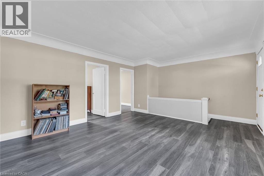 36 Macklin Street N, Hamilton, Ontario  L8S 3S1 - Photo 9 - 40815543
