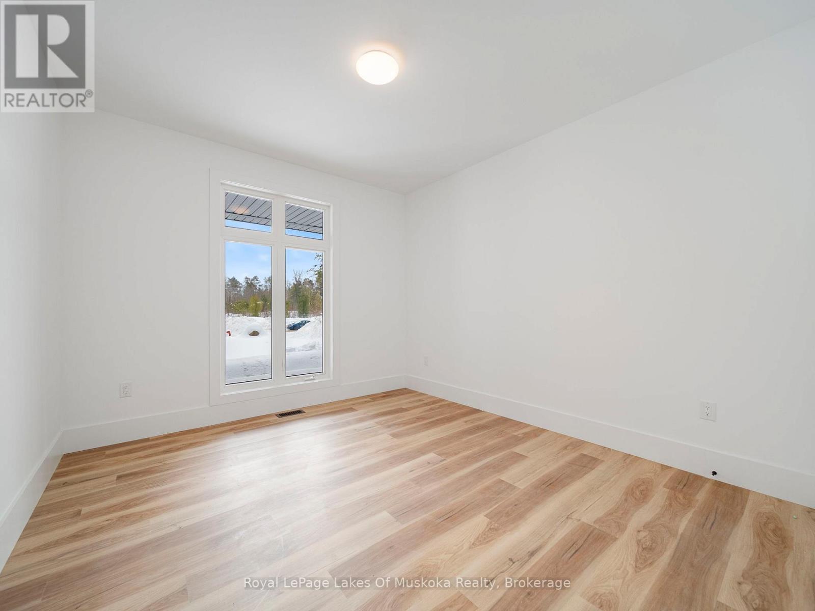9 Meadow Acres Road, Oro-Medonte, Ontario  L0K 2G1 - Photo 26 - S12930062