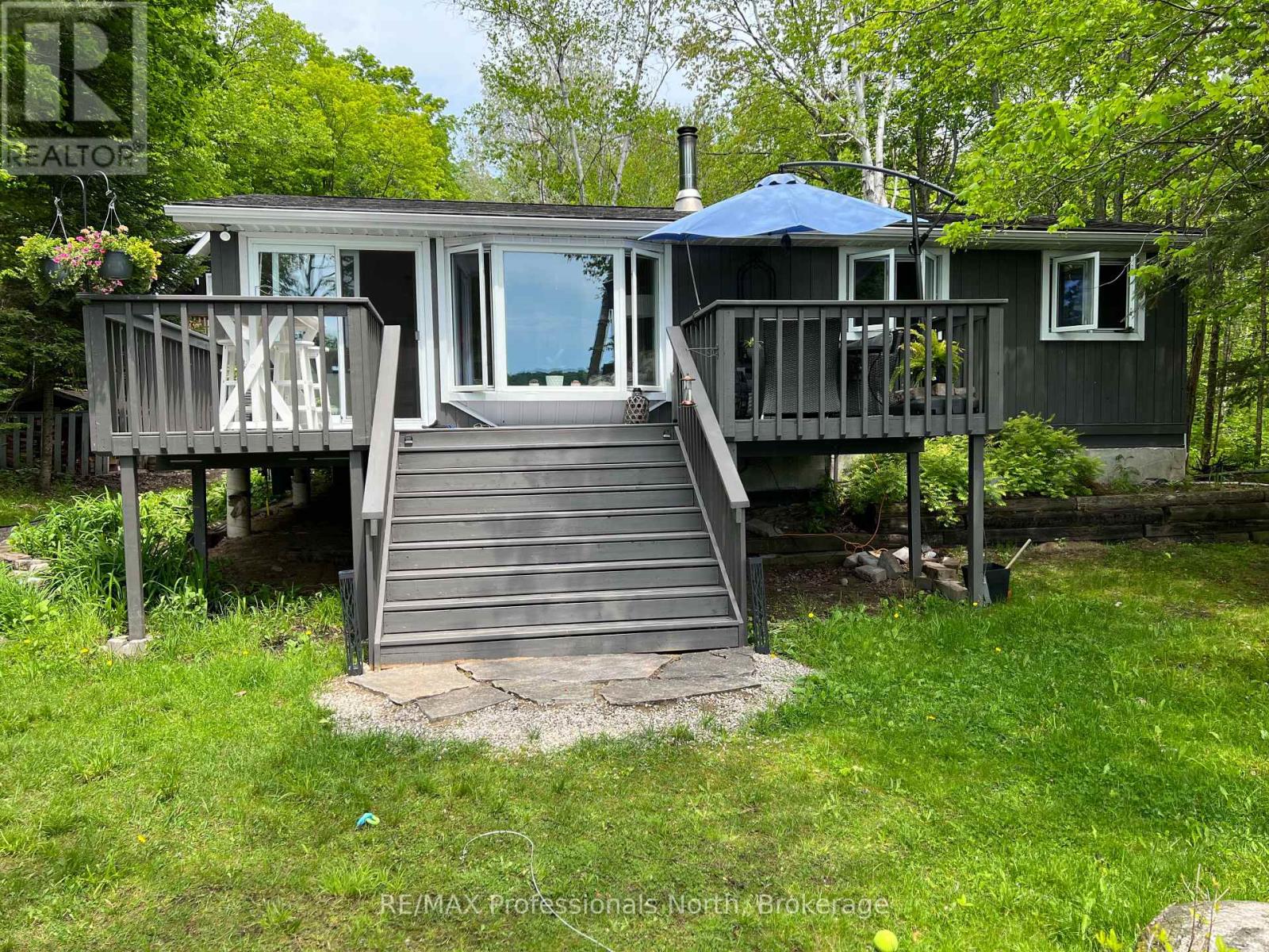185 Ena Drive, Huntsville, Ontario  P1H 2J4 - Photo 2 - X12931476