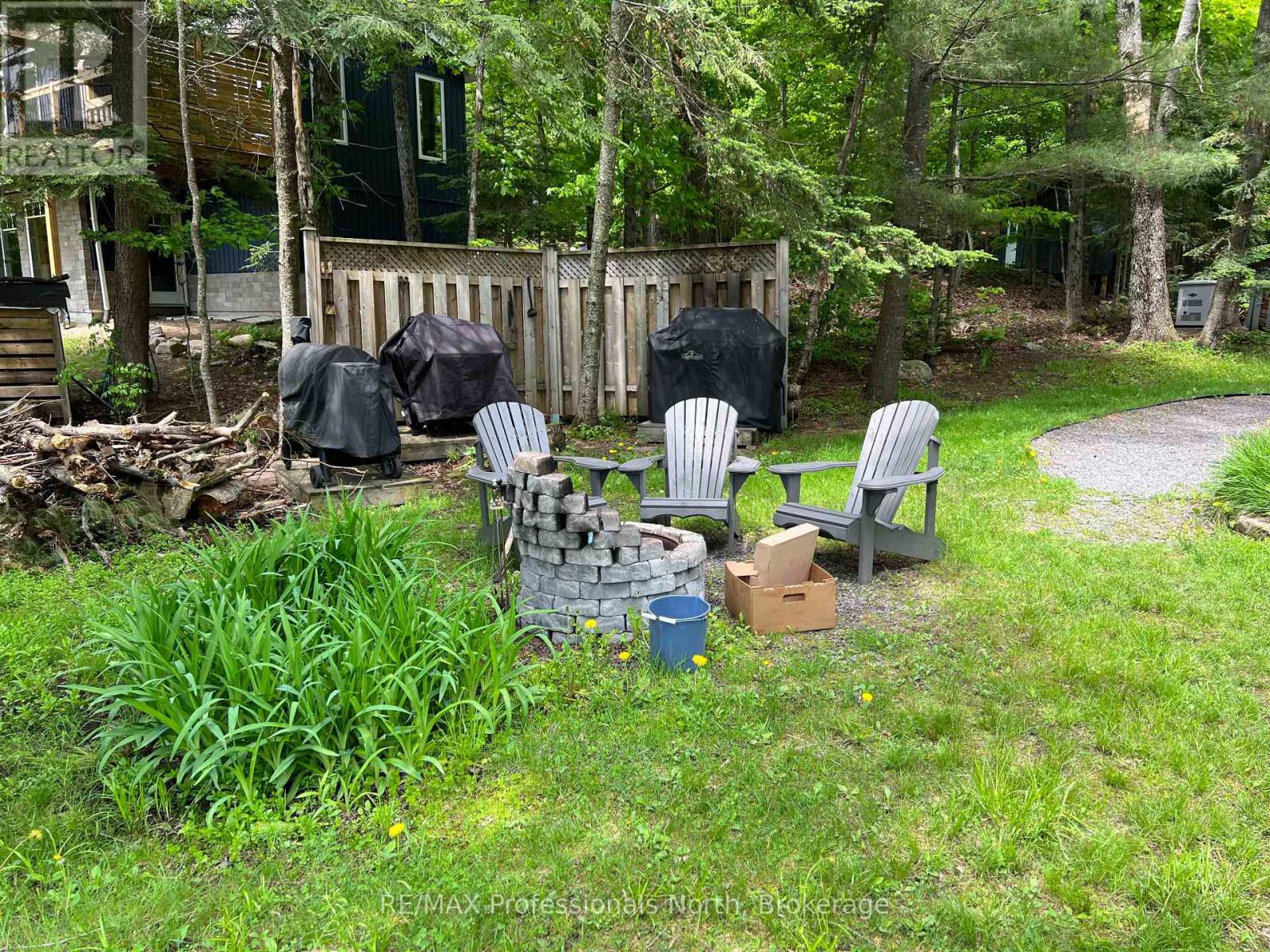 185 Ena Drive, Huntsville, Ontario  P1H 2J4 - Photo 7 - X12931476