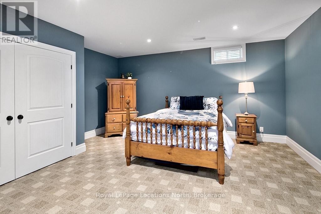 138 Rankin's Crescent, Blue Mountains, Ontario  N0H 2P0 - Photo 25 - X12931744