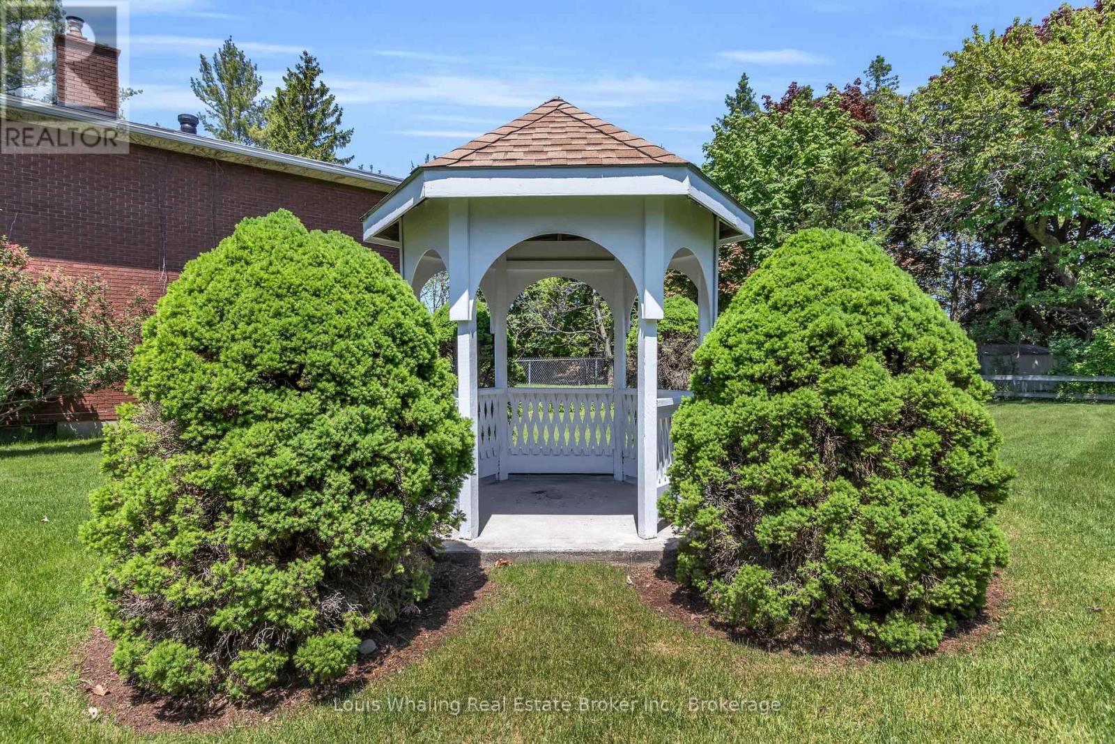 241 4th Avenue, Hanover, Ontario  N4N 2B6 - Photo 29 - X12931764